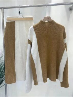 Minimalist Two-Tone Camel and White Knit Sweater Set